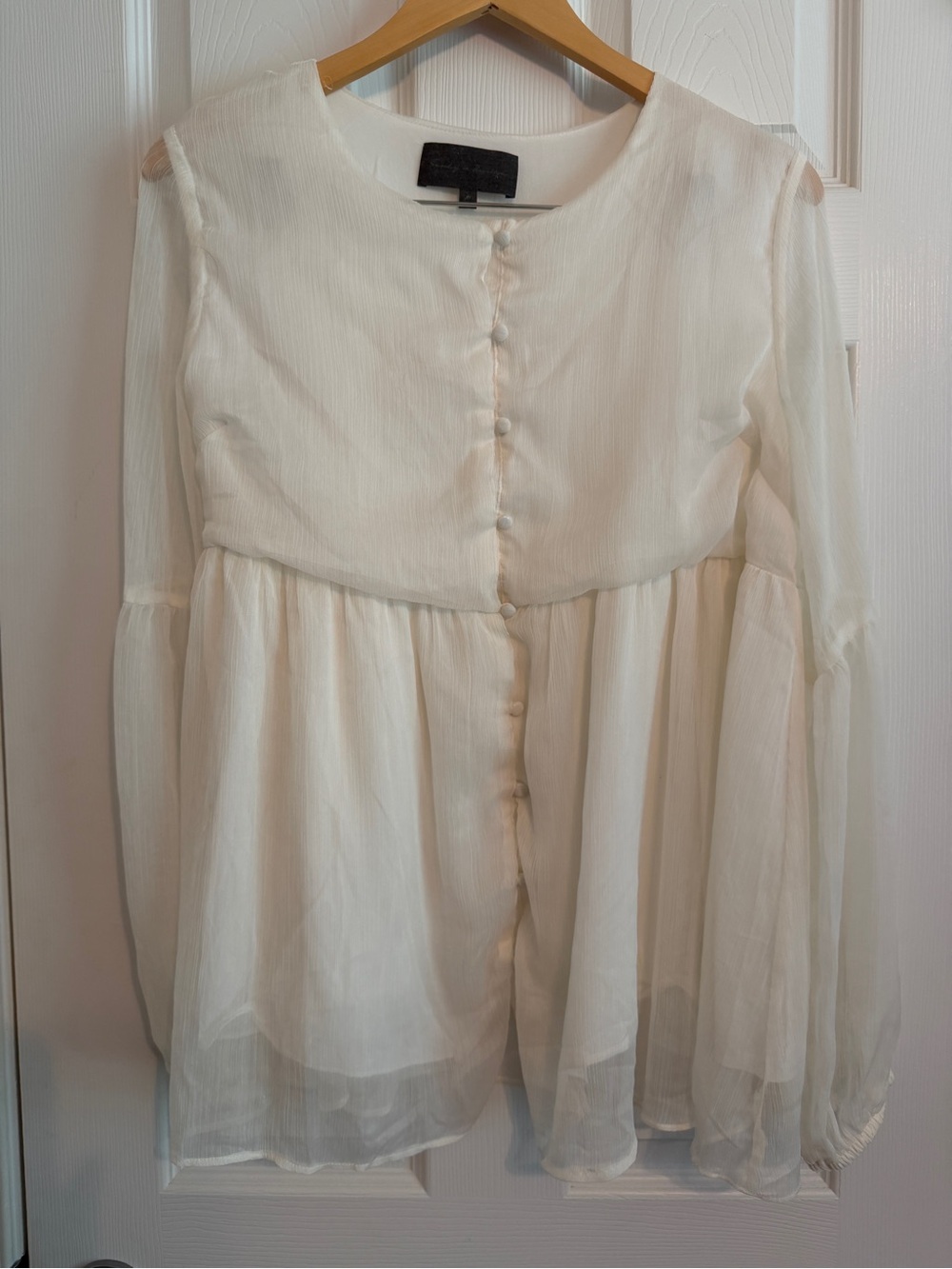Sunday in Brooklyn Ivory Button-Front Women’s Peplum Blouse Size Medium